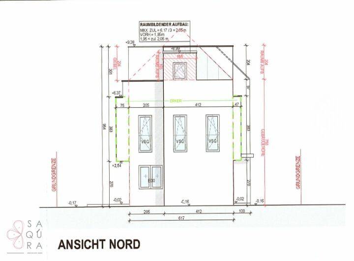 Ansicht der Nordseite des Gebäudes mit Fensteranordnung und Dachkonstruktion.