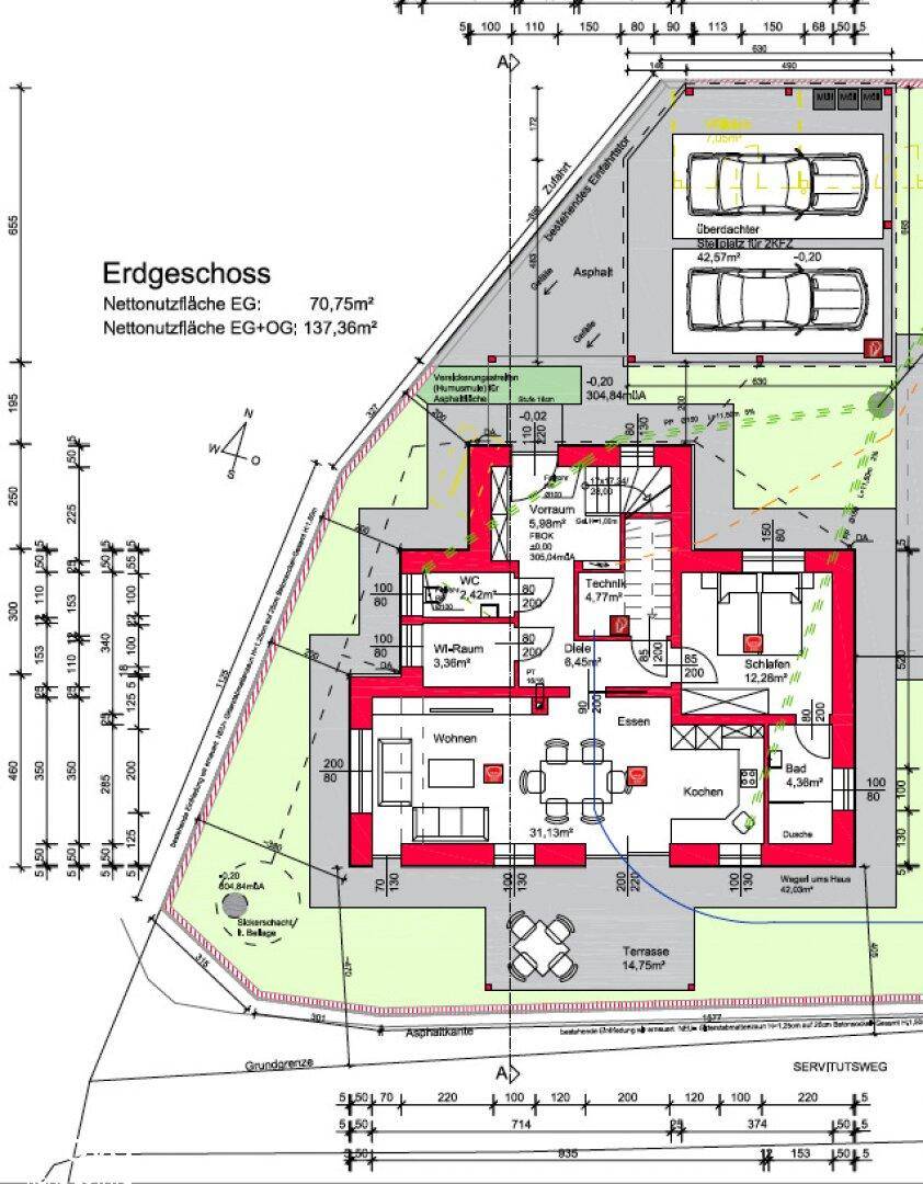 Grundriss des Erdgeschosses mit Wohnbereich, Küche, Terrasse und Carport.