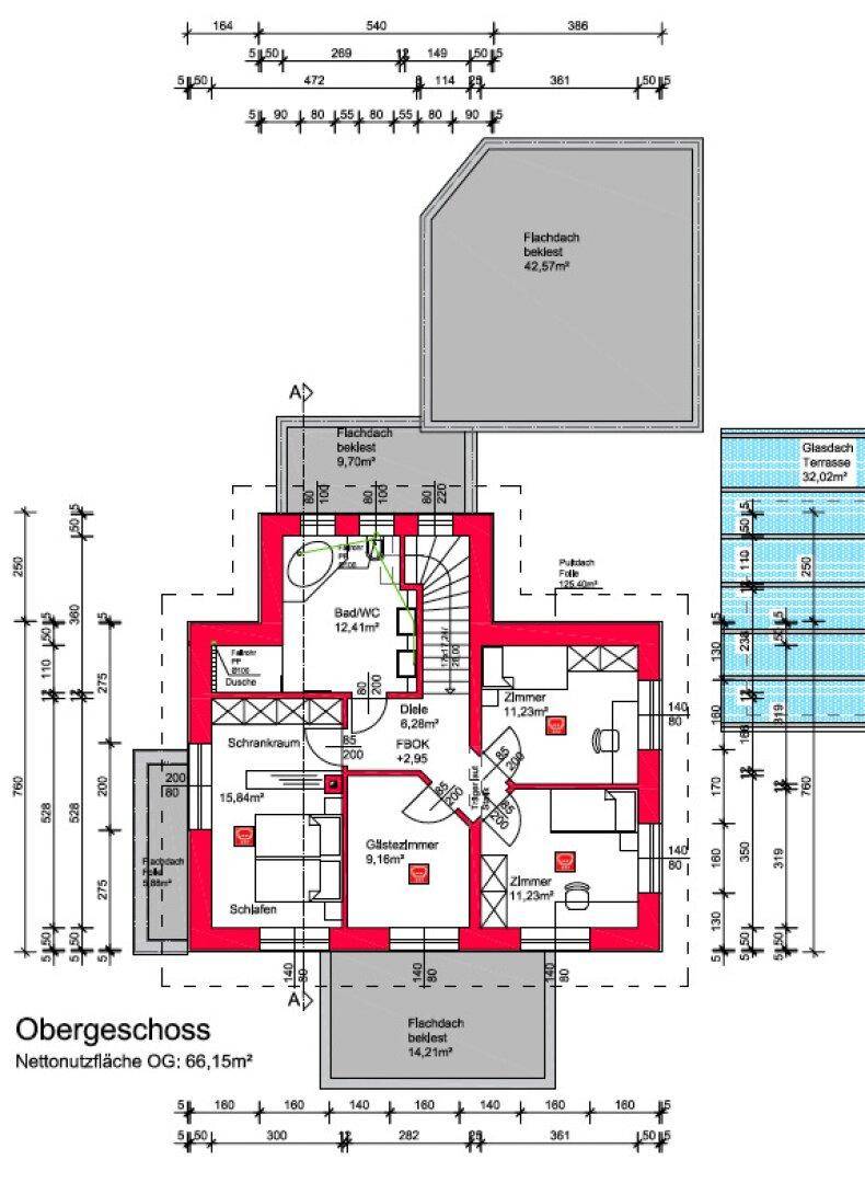 Grundriss des Obergeschosses mit mehreren Schlafzimmern und Badezimmer.