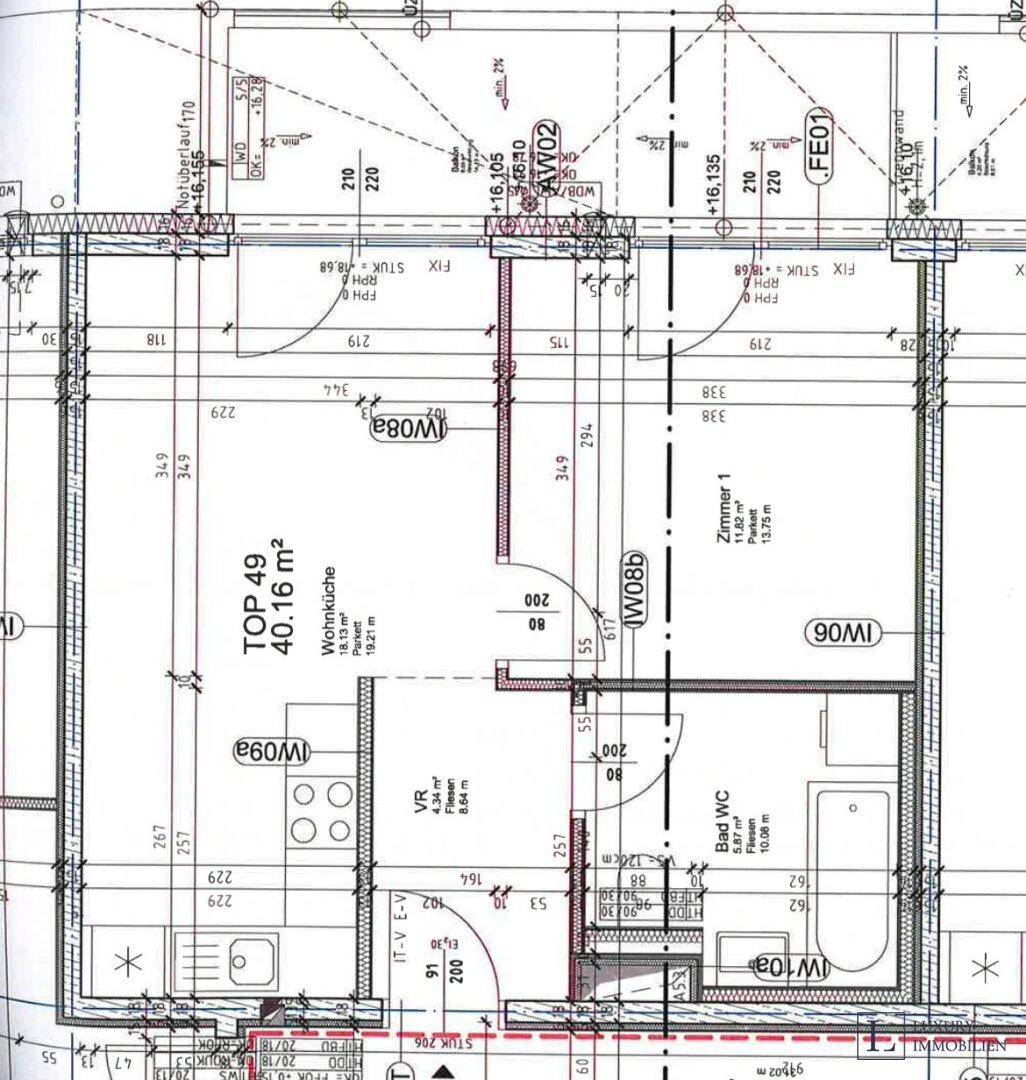 Detaillierter Grundriss einer Wohnung mit Wohnküche, Schlafzimmer, Bad und Balkon.
