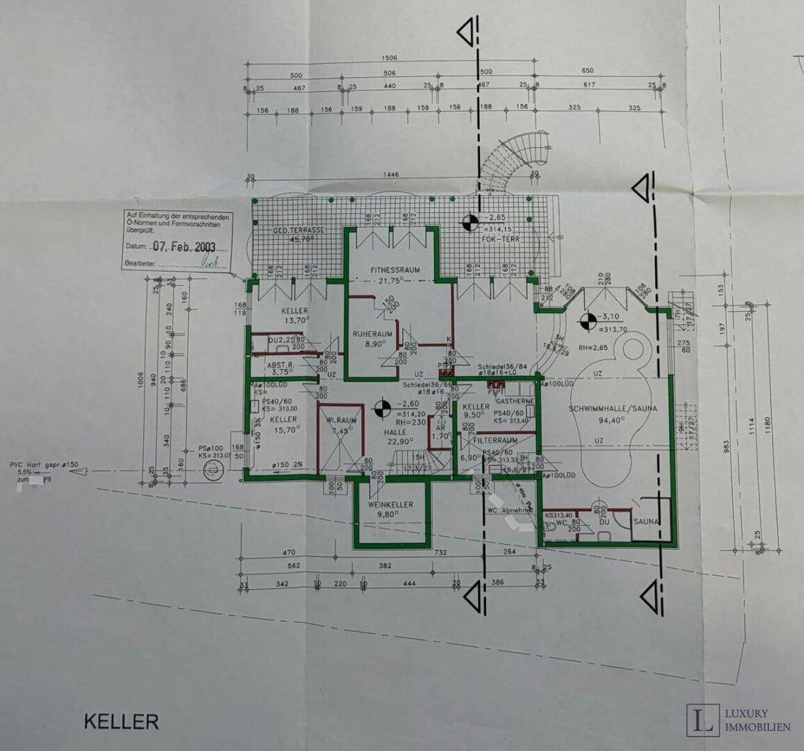 Grundriss des Kellers mit Fitnessraum, Ruheraum, Sauna und Weinkeller.