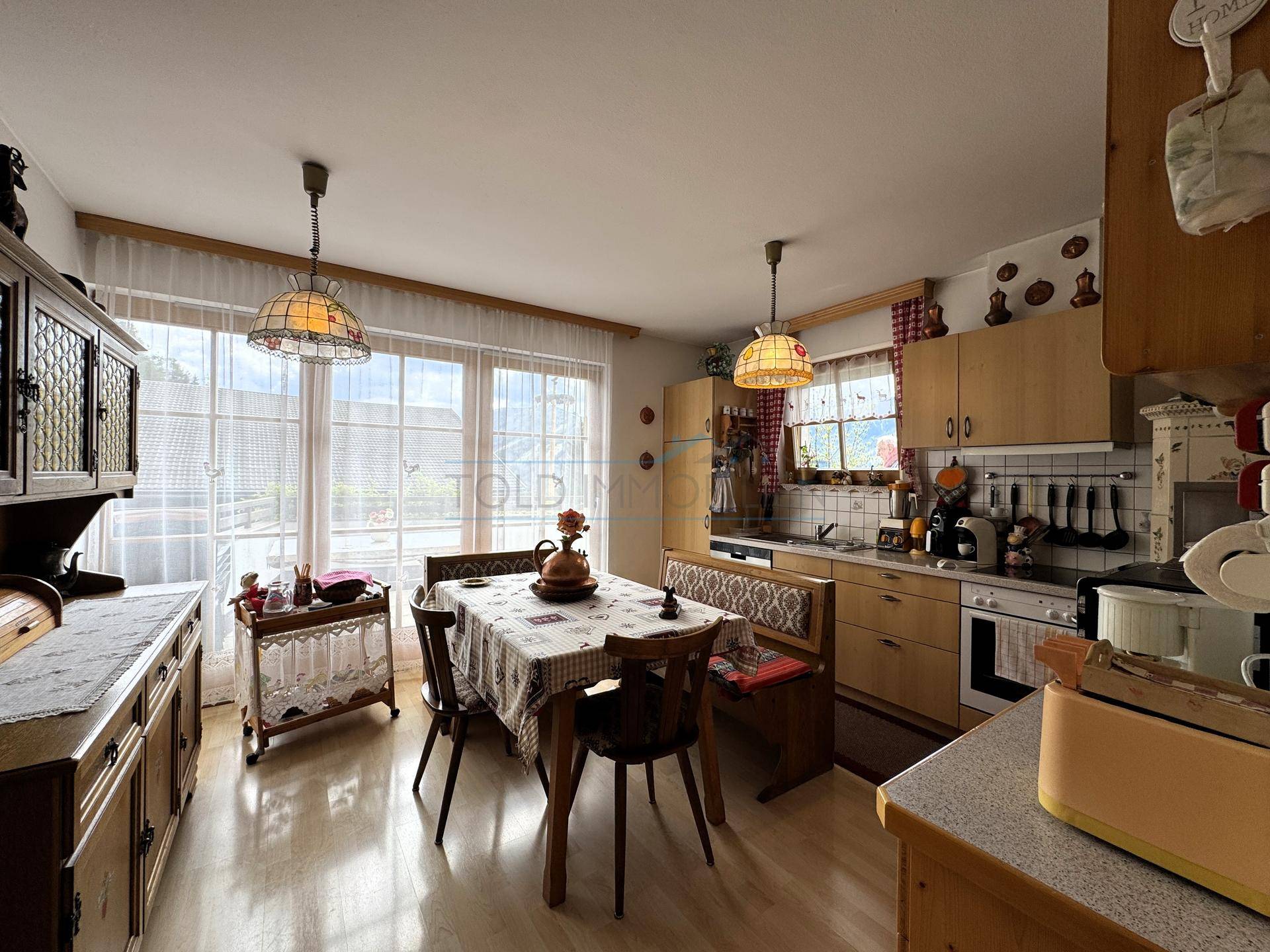 Wohnhaus mit Garage und Garten in sonniger Aussichtslage - Ansicht 5