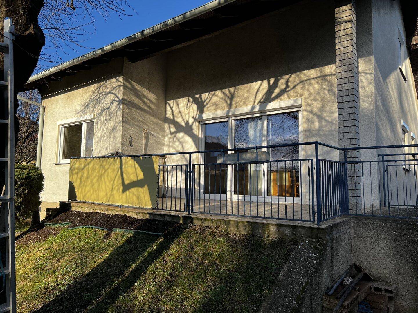 Großzügiges Einfamilienhaus in Grünruhelage in Schönkirchen-Reyersdorf / Ortsteil Silberwald – pohled 2