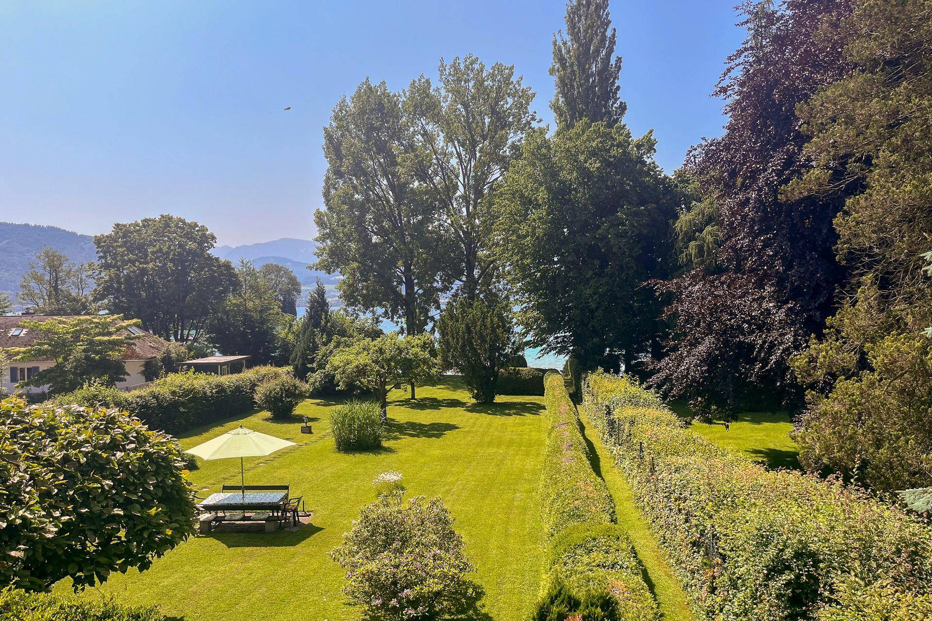 Exklusive, großzügige Seeliegenschaft direkt am malerischen Attersee - inkl. Steg! - Ansicht 4