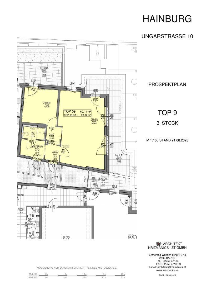 Grundrissplan einer Wohnung mit offenem Wohnbereich, Balkon und Terrasse, inklusive Bad und separatem WC.