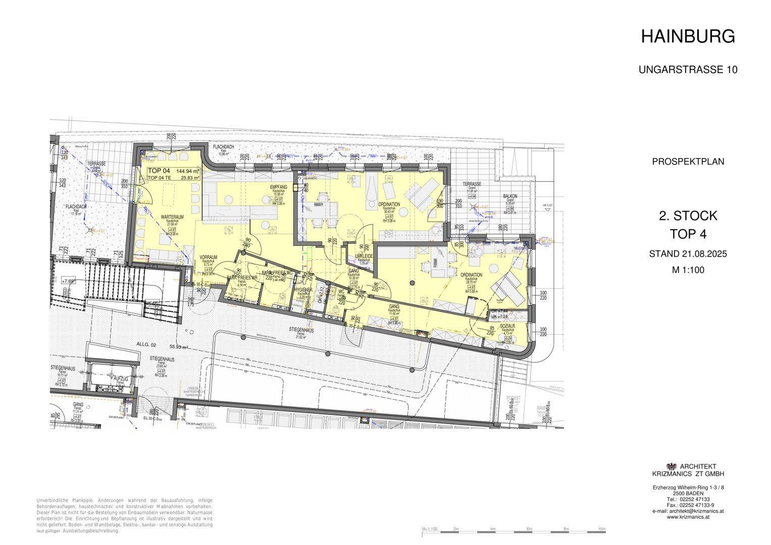 Detaillierter Grundriss von TOP 4 mit Terrasse und Gartenbereich in Hainburg.