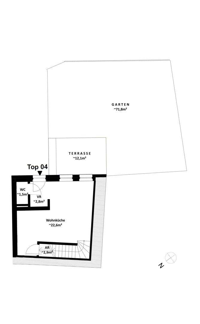 Grundriss von Top 04 mit Wohnküche, WC, Terrasse und großem Gartenbereich.