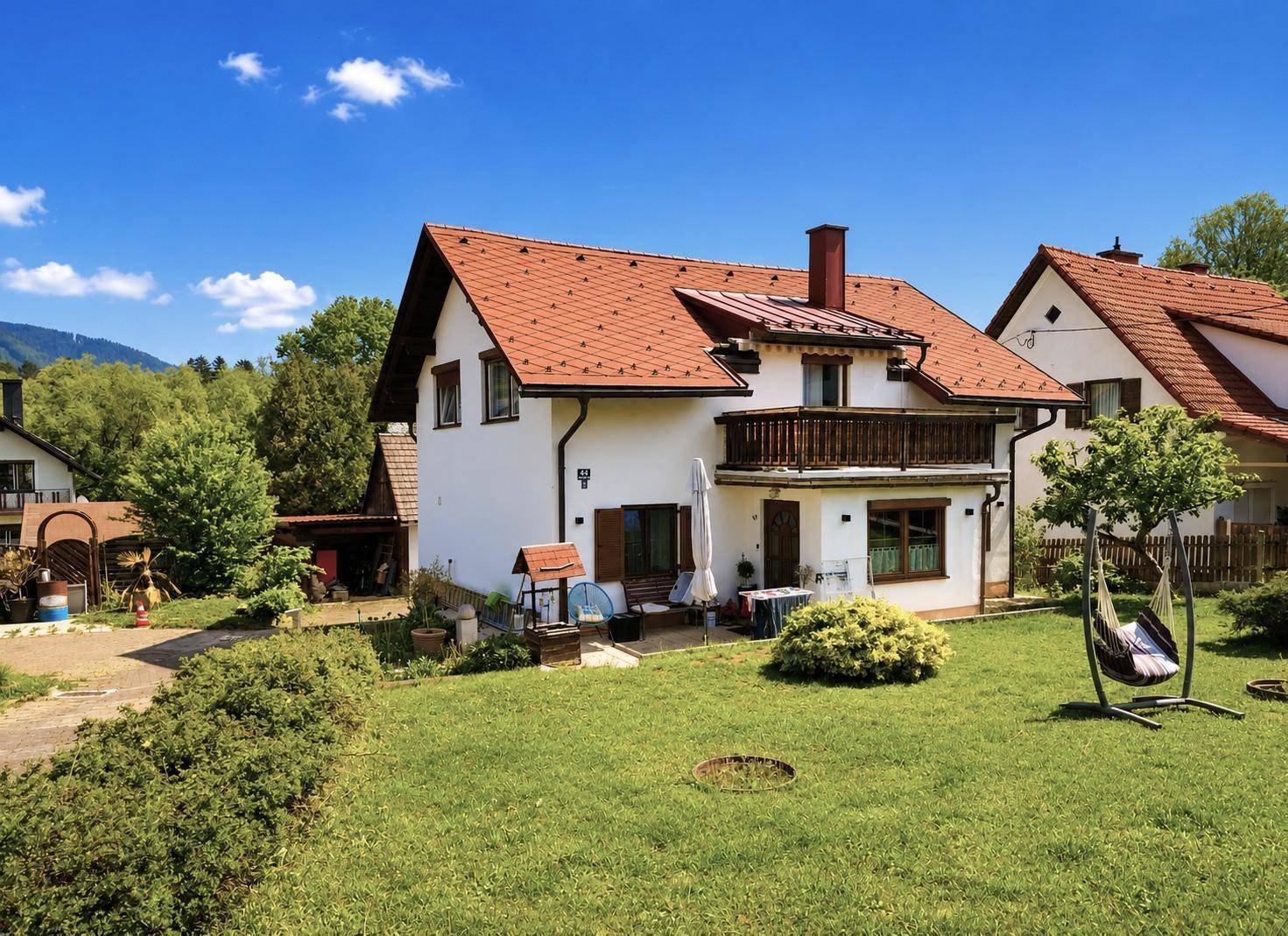 Familientraum in Deuchendorf! Einfamilienhaus mit sehr großem Garten - Ansicht 3