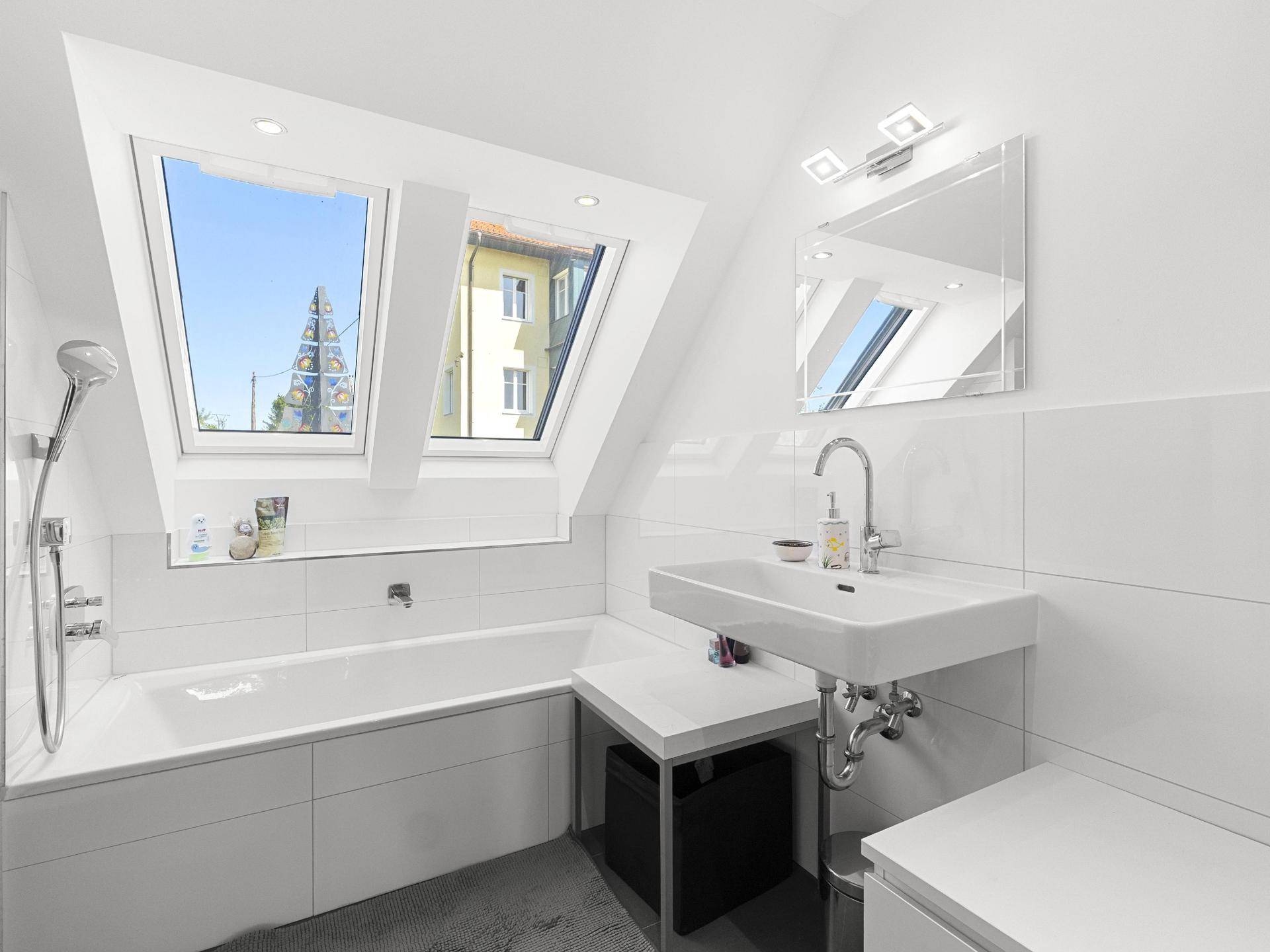 Charmantes Wohnhaus samt Einliegerwohnung - Ansicht 6