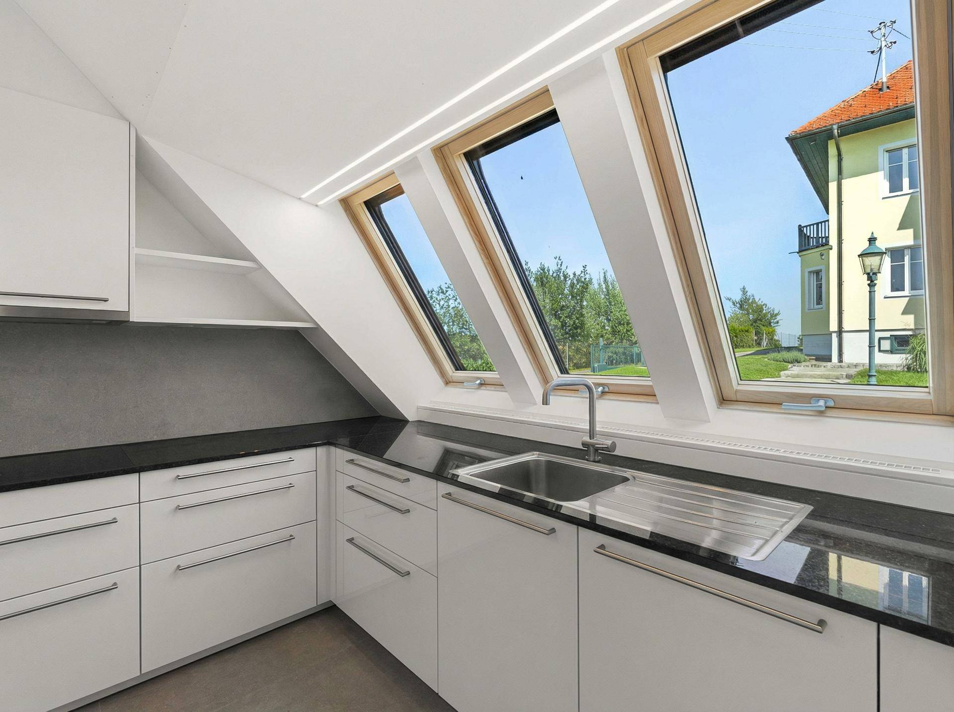 Charmantes Wohnhaus samt Einliegerwohnung - Ansicht 5