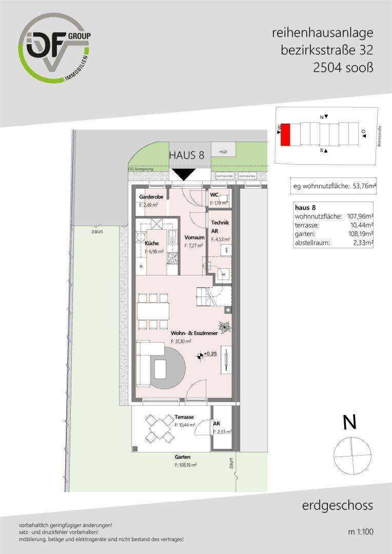Grundriss des Erdgeschosses von Haus 8 mit Wohn-Esszimmer, Küche, Terrasse und Garten.