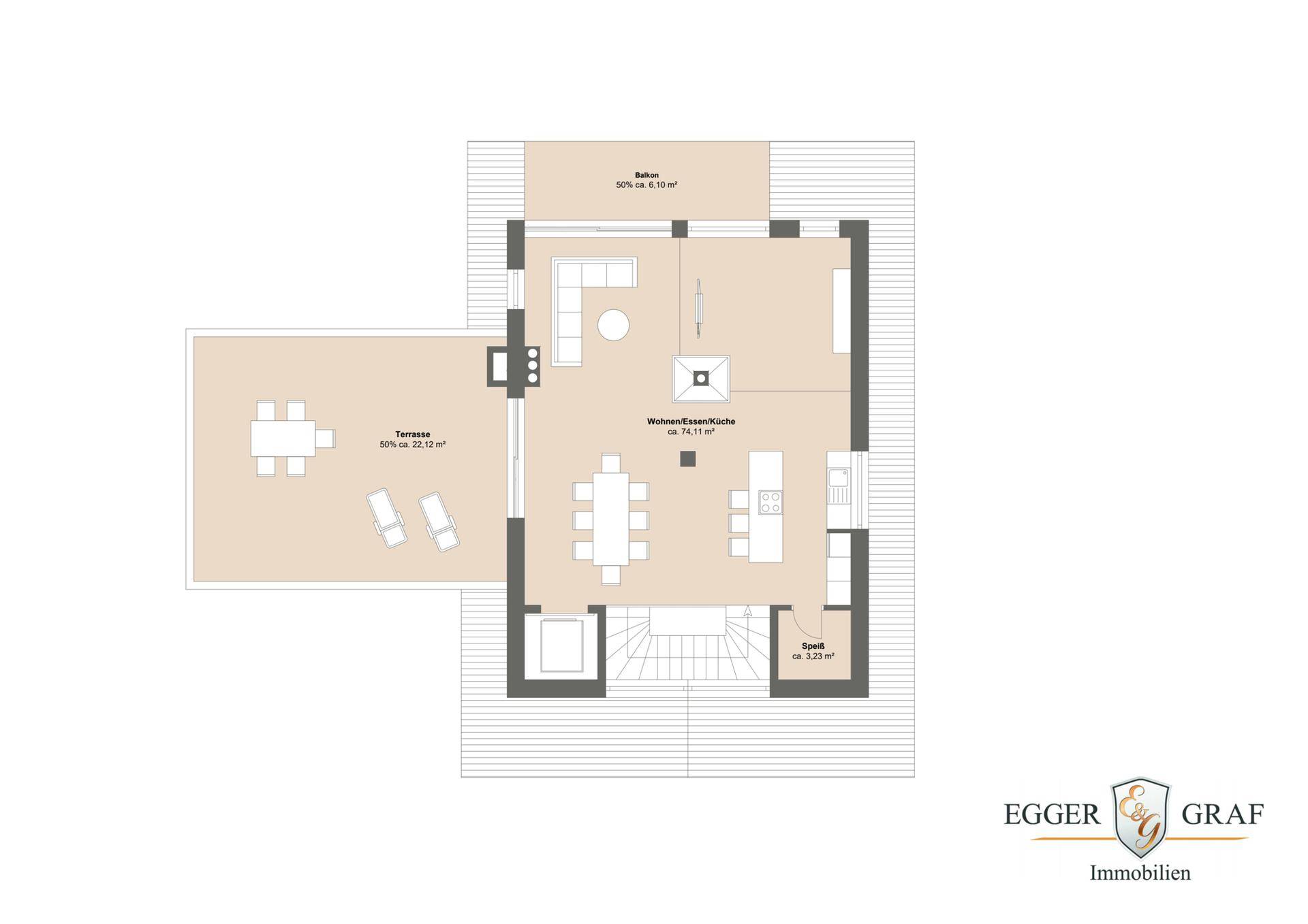 Grundrissplan einer Etage mit offenem Wohn-Ess-Küchenbereich, Balkon und Terrasse.