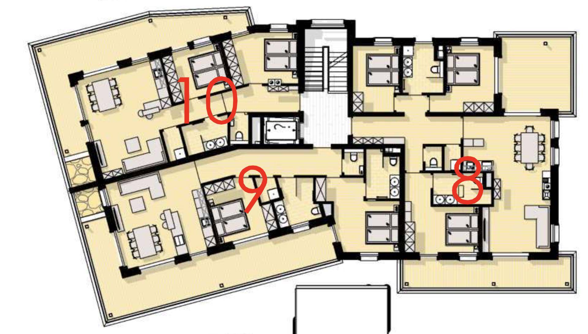 Übersichtlicher Grundrissplan einer Etage mit mehreren Wohnungen, die unterschiedliche Raumaufteilungen zeigen.