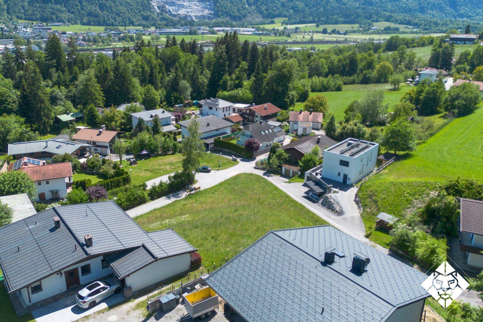 Idyllisches Grundstück in Ruhelage zu kaufen - Ansicht 2