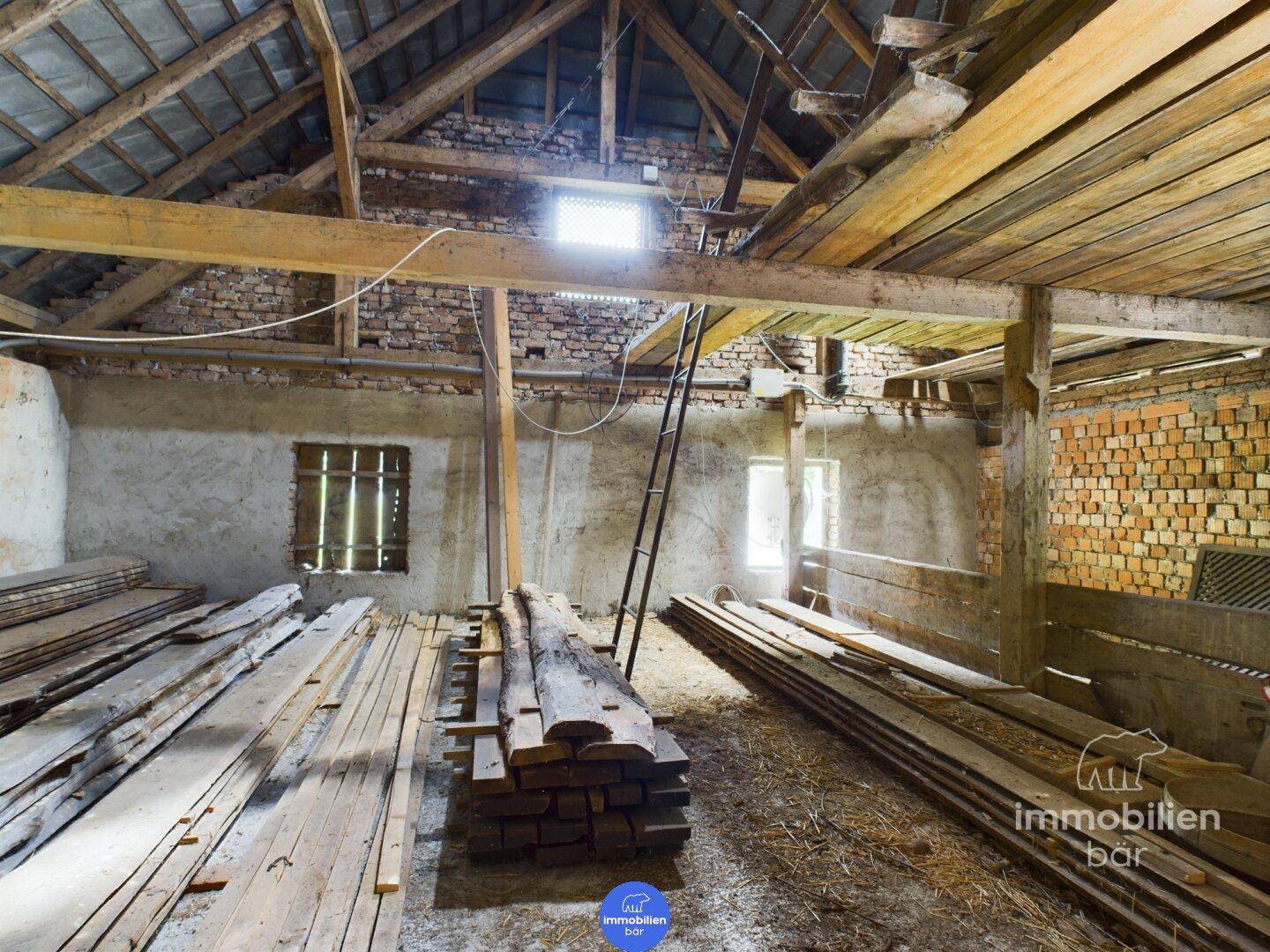 Holzlager in Stadl