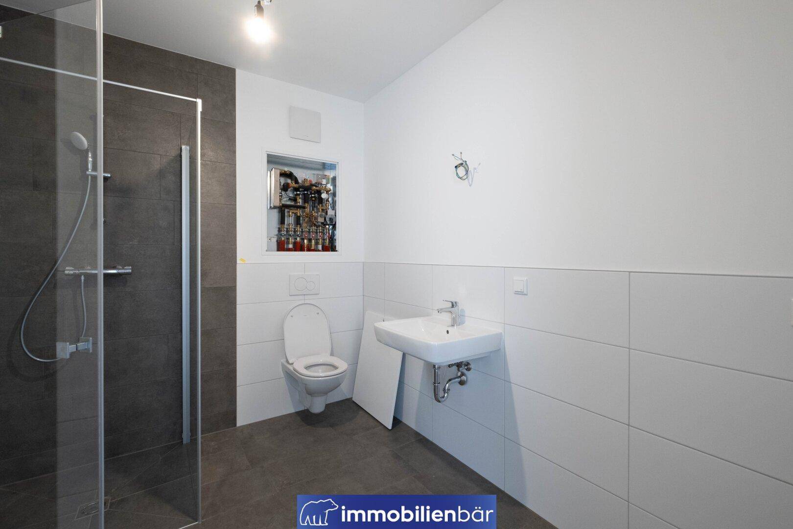 Moderne Eigentumswohnung in traumhafter Lage mit großzügigem Balkon - Ansicht 3