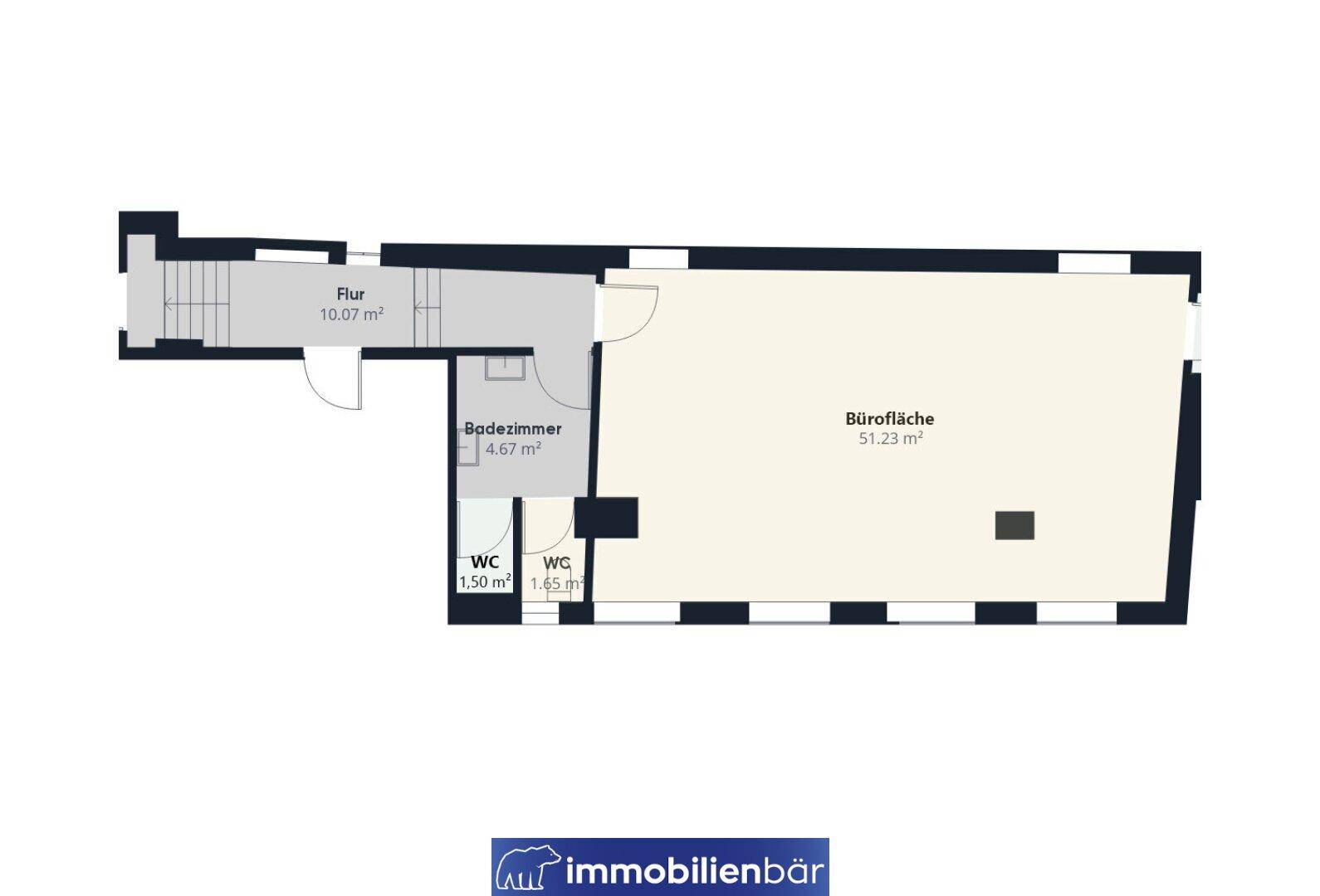 Grundriss einer Bürofläche mit Flur, Badezimmer und zwei separaten Toiletten.