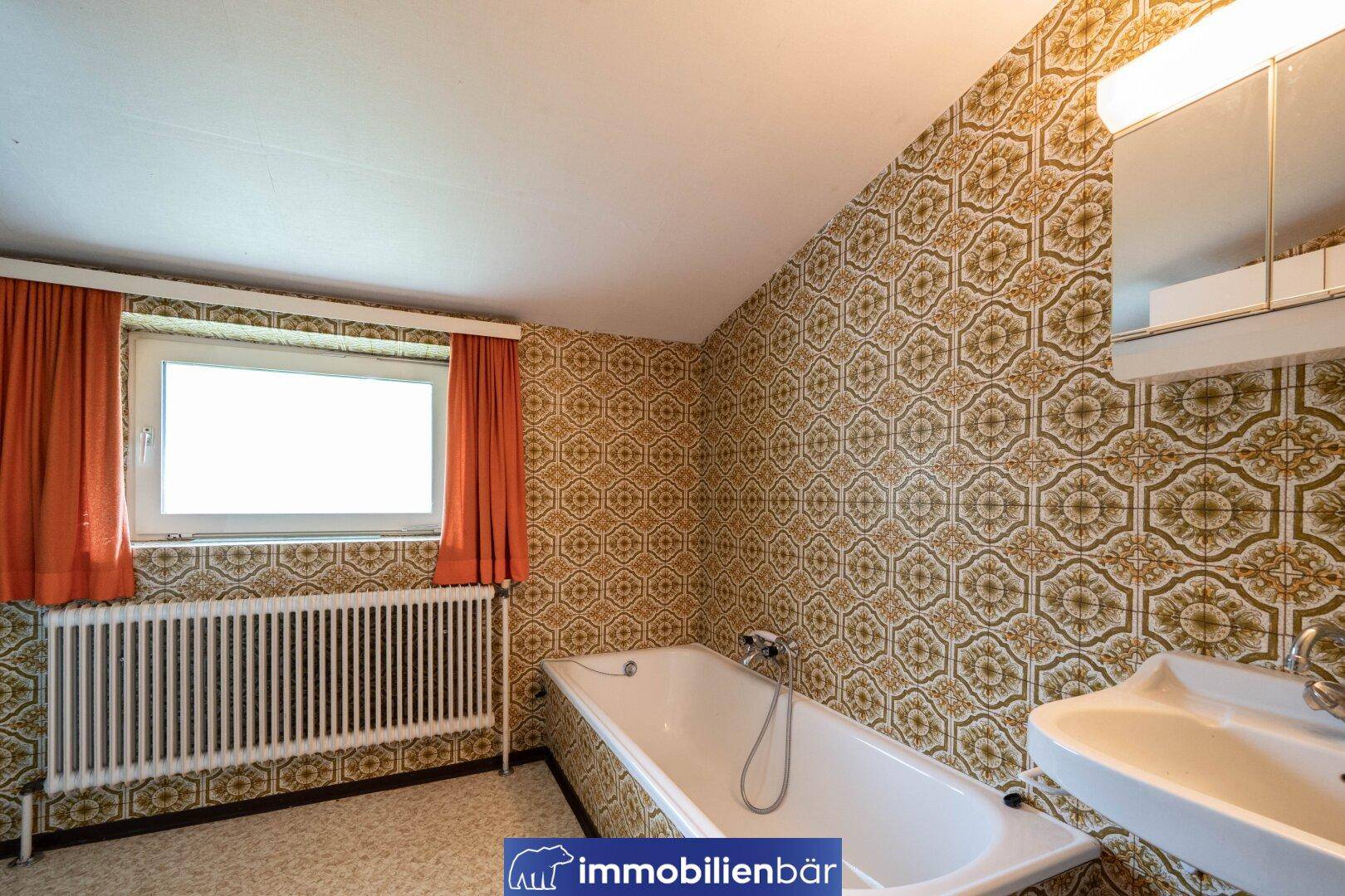 Bad und WC OG