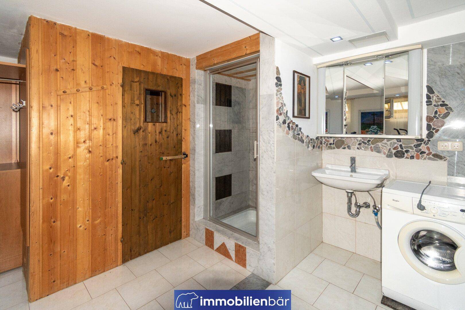 Wellnesskeller mit Sauna