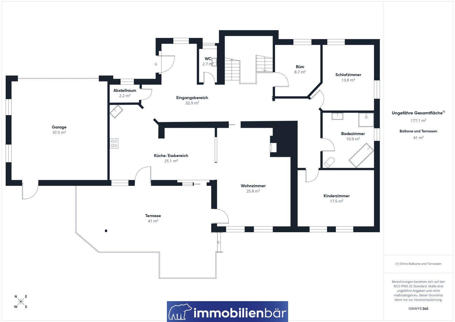 Grundriss des Erdgeschosses mit Wohnzimmer, Küche, Garage und Terrasse.