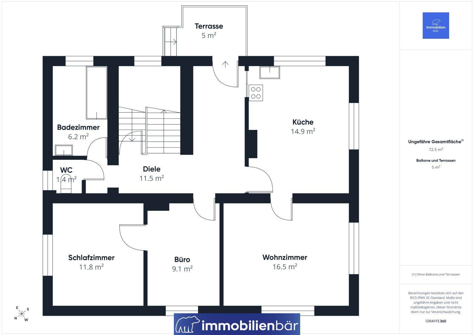 Grundriss des Erdgeschosses mit Wohnzimmer, Küche, Schlafzimmer, Bad und Terrasse.