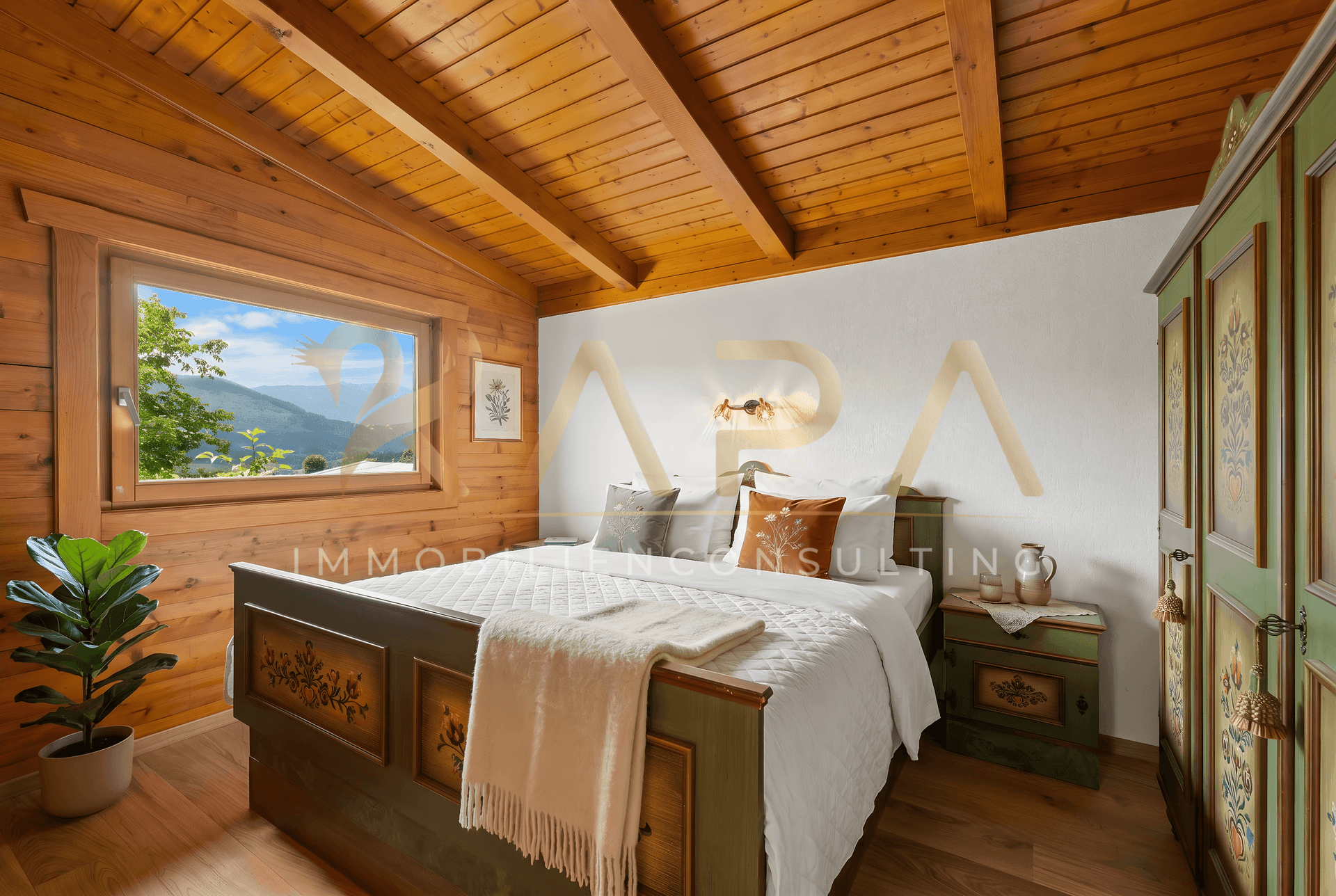 Gemütliches Schlafzimmer mit Holzwänden und -decke, traditionellen Möbeln und Blick ins Grüne.