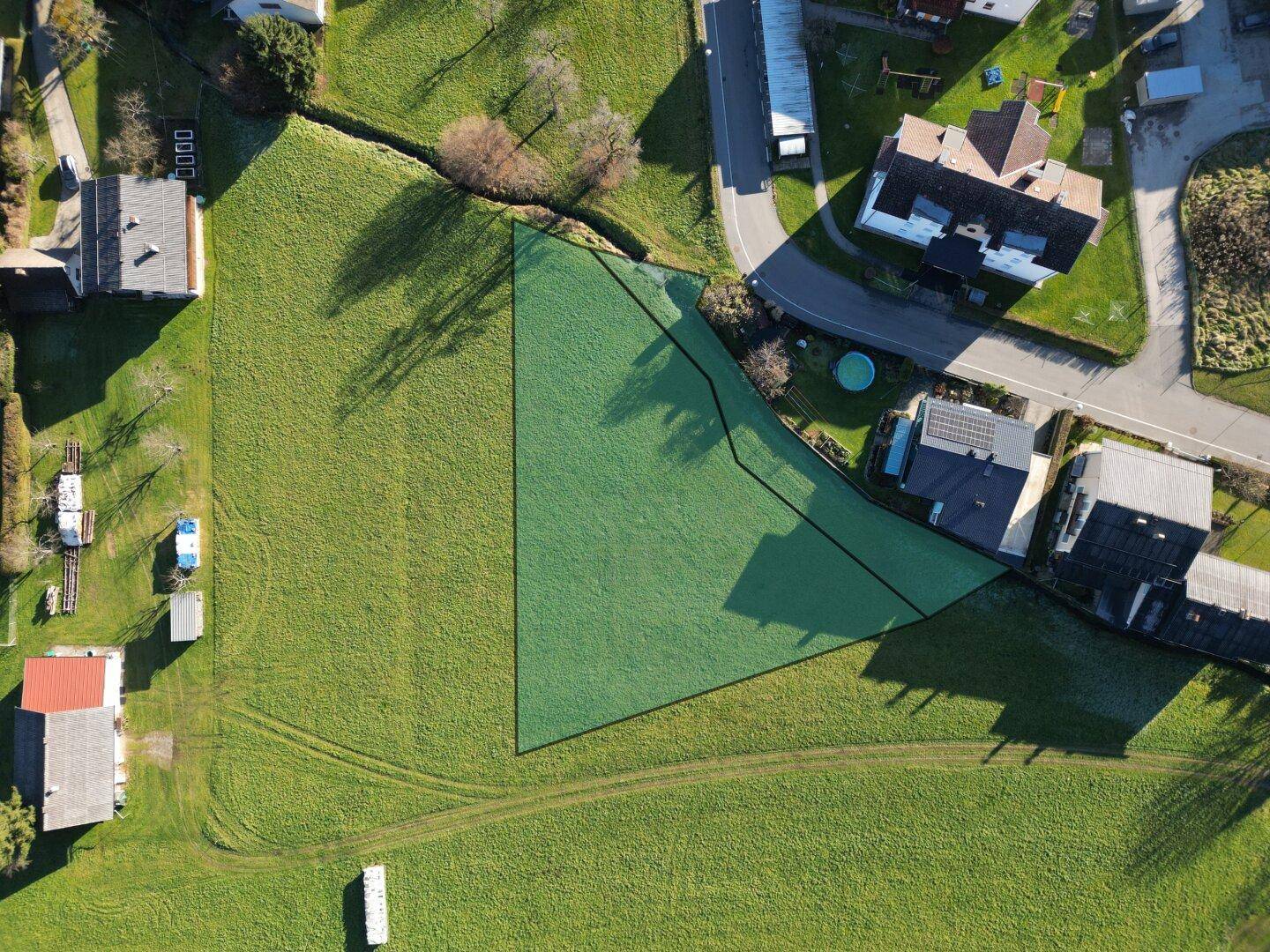 Traumhaftes Grundstück in Seenähe mit perfekter Sonnenausbeute - Ansicht 2