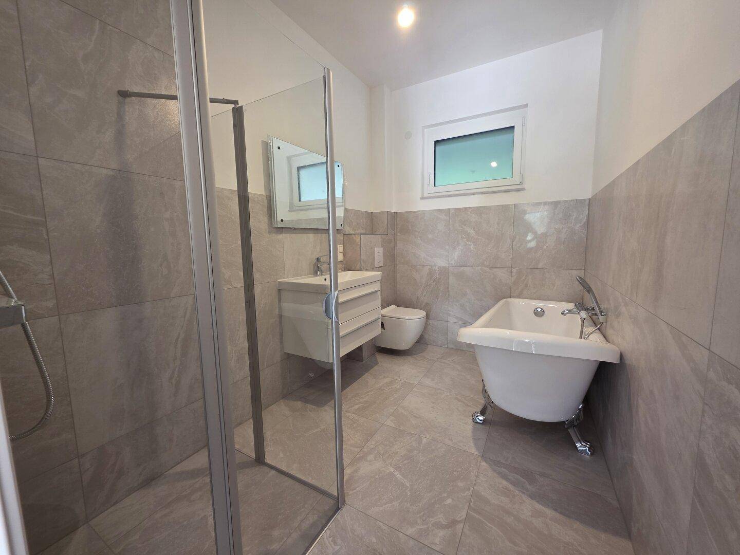 Badezimmer - EG