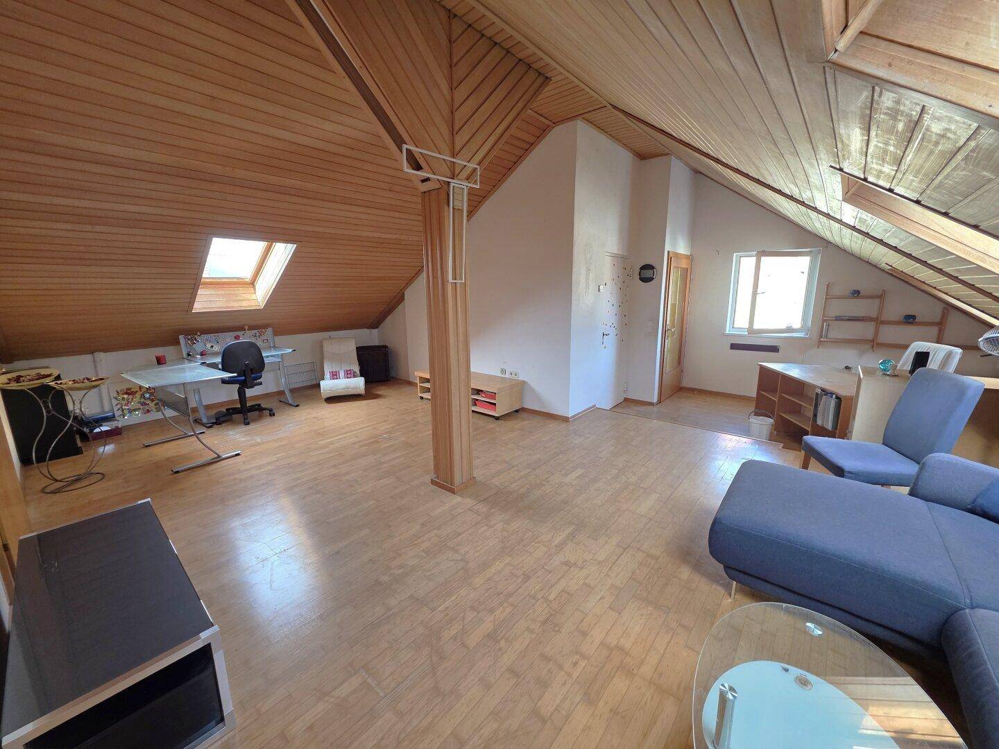 Wohnzimmer - OG