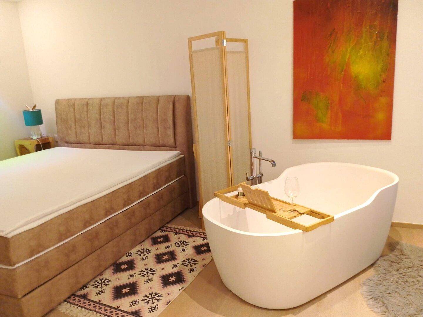 Kompagnon Immobilien Schlafzimmer/Bad
