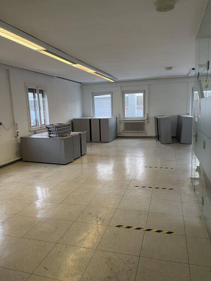 Großzügige Lagerfläche – 232 m² in Attnang-Puchheim – pohled 5