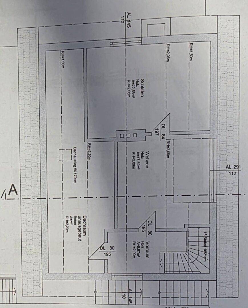 Grundriss des Obergeschosses mit Schlafzimmern und Dachschrägen.