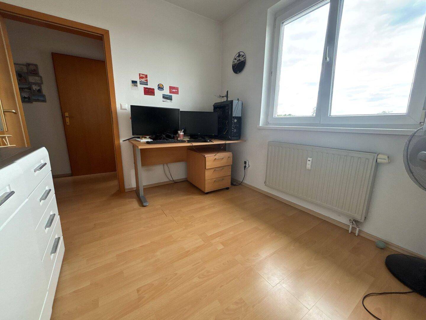 Sonnige Wohnung mit Balkon und Grünblick! – pohled 5
