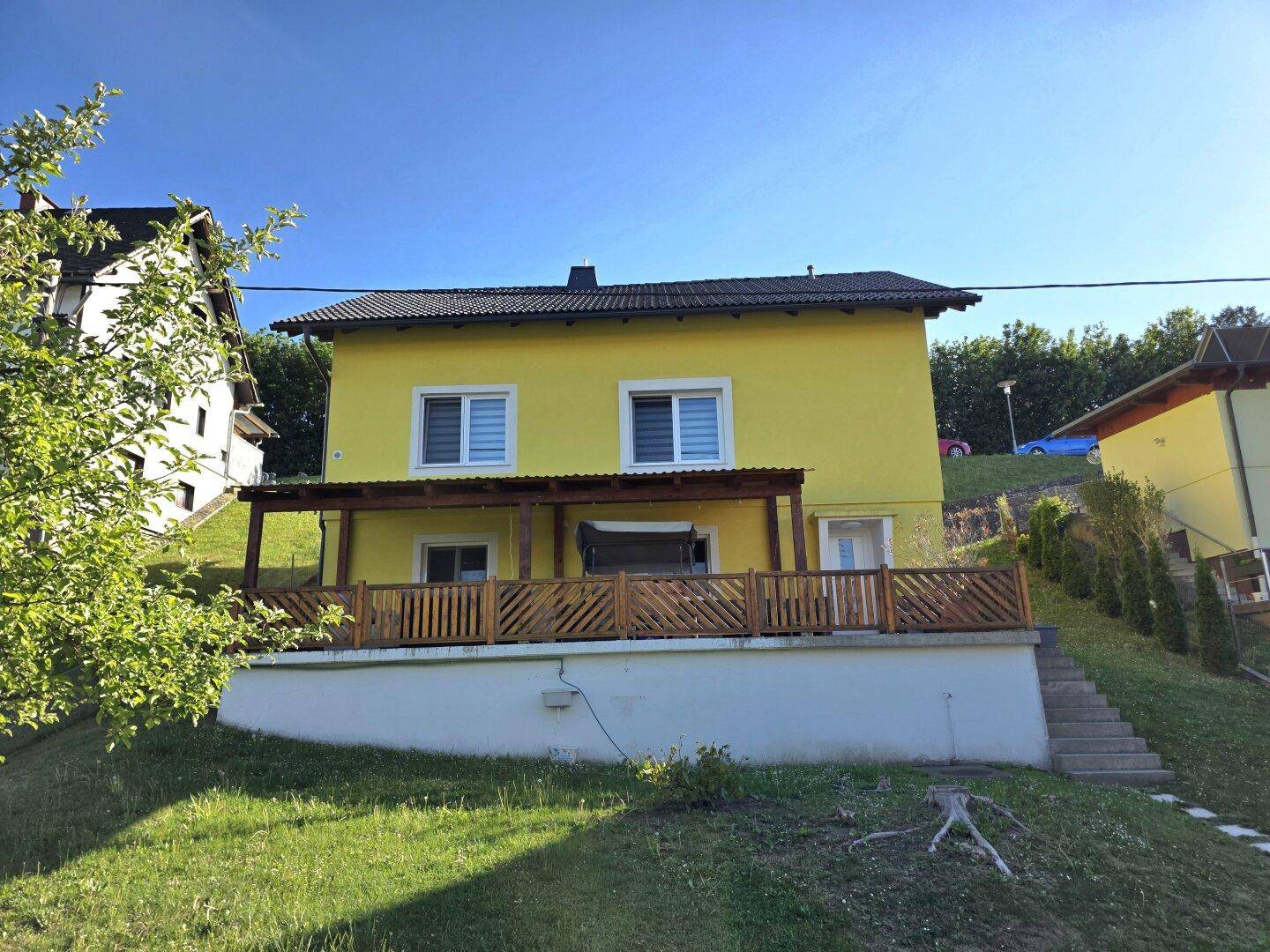 Modernisiertes Haus mit 2 Wohneinheiten! - Ansicht 4