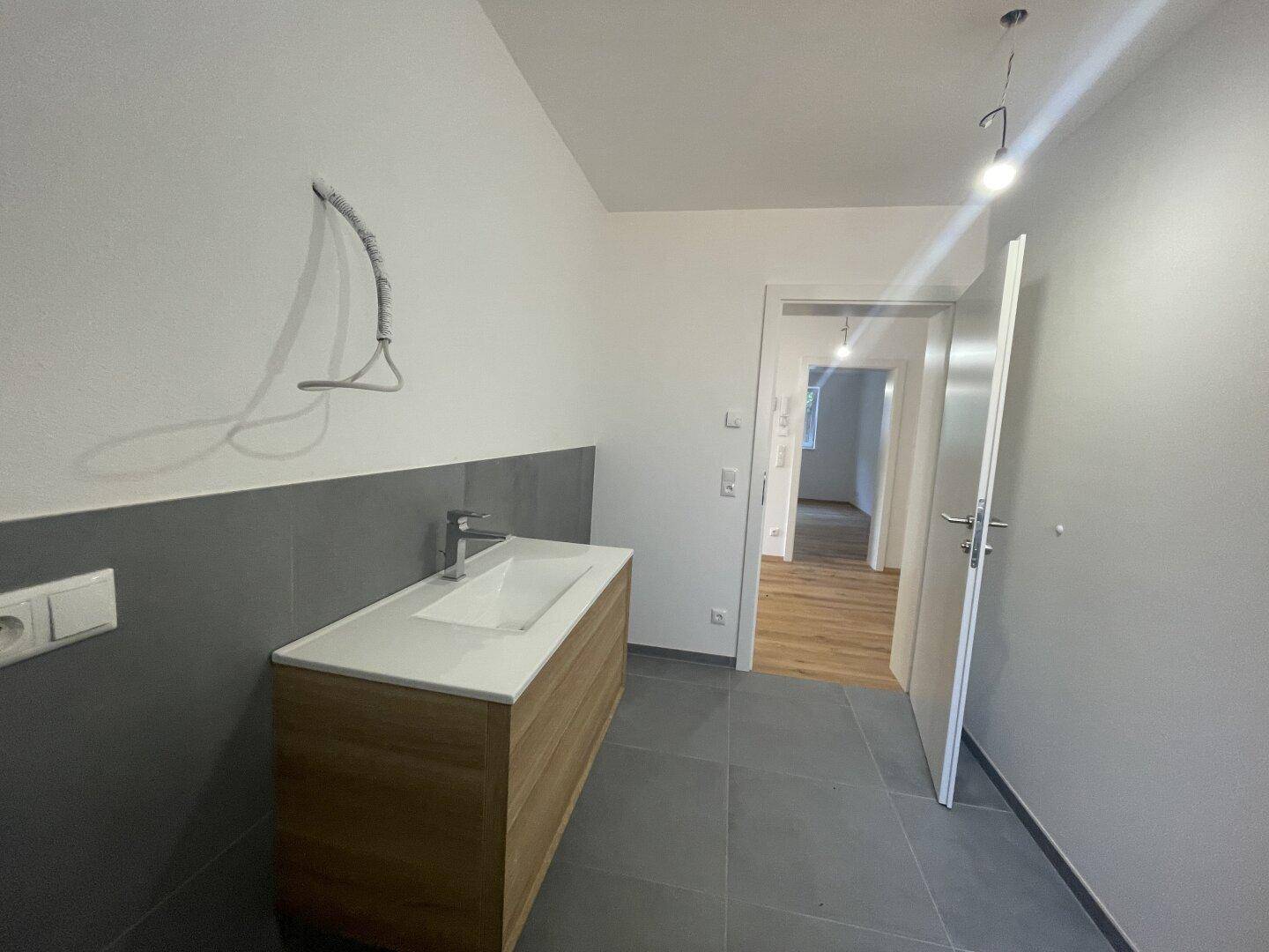 Exklusive Neubau-Eigentumswohnung mit großzügiger Terrasse in St. Georgen - Ansicht 5