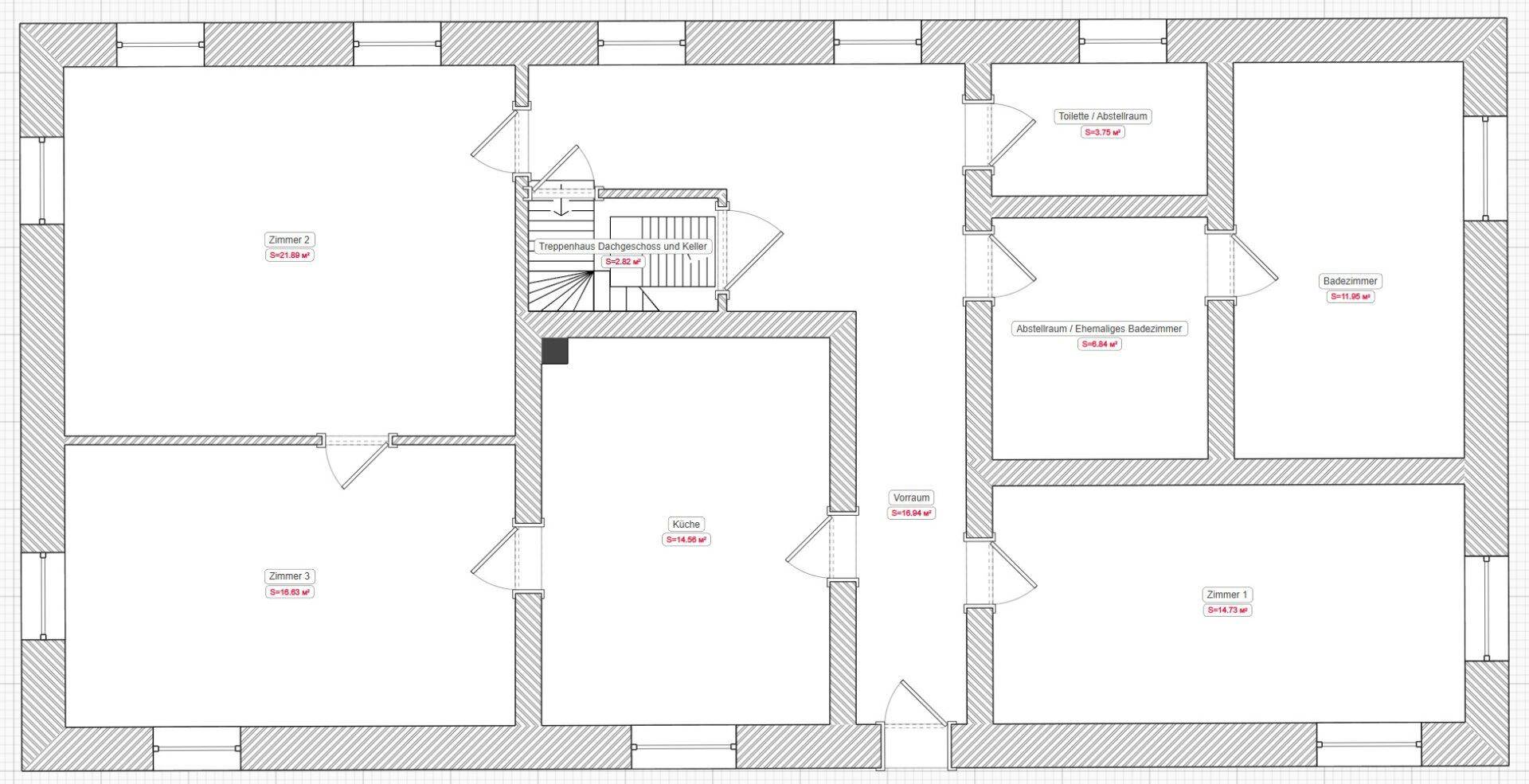 Grundrissplan mit mehreren Zimmern, Treppenhaus und Raumaufteilung.
