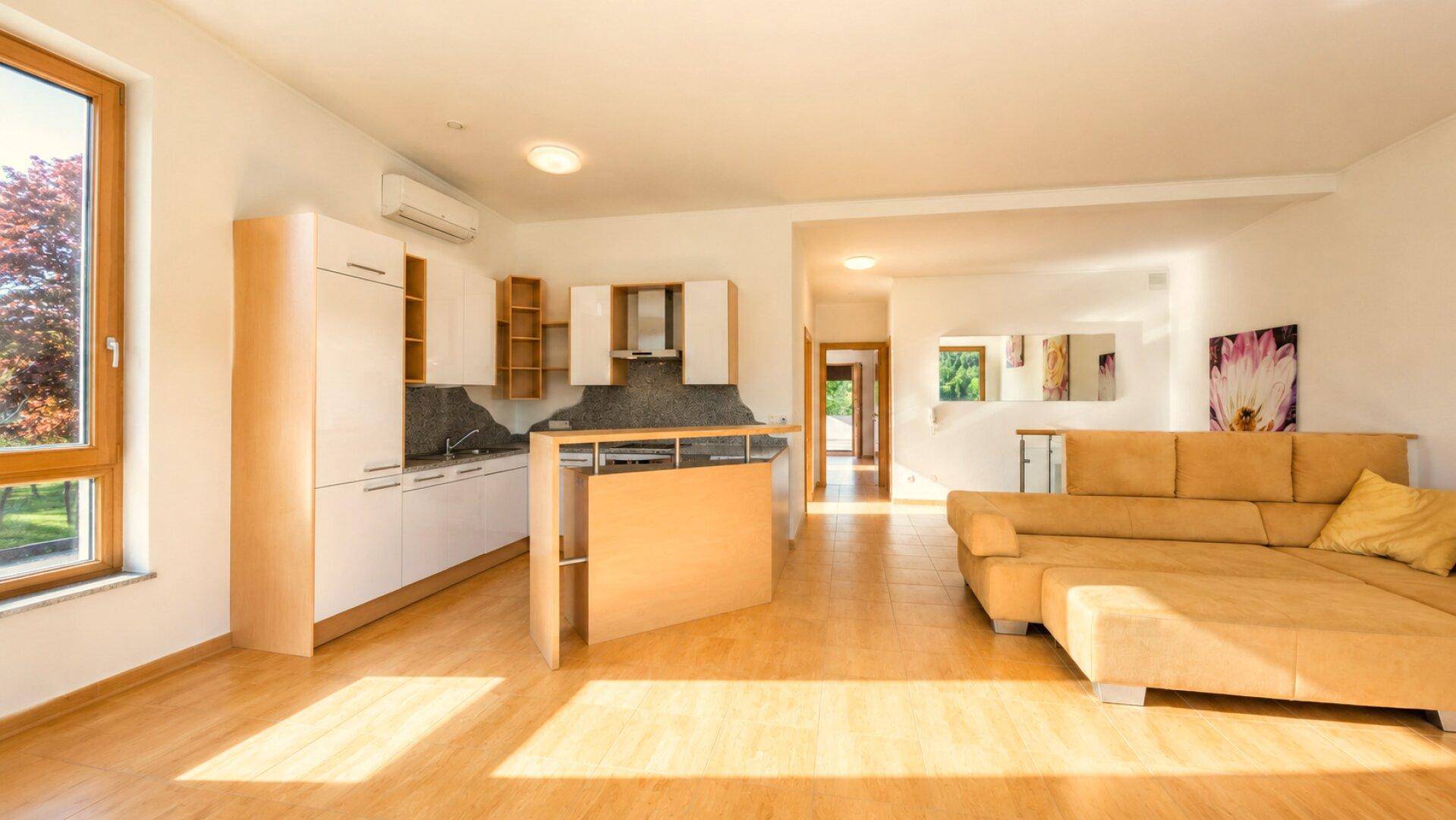 Überblick Wohn-& Essbereich Kompagnon Immobilien