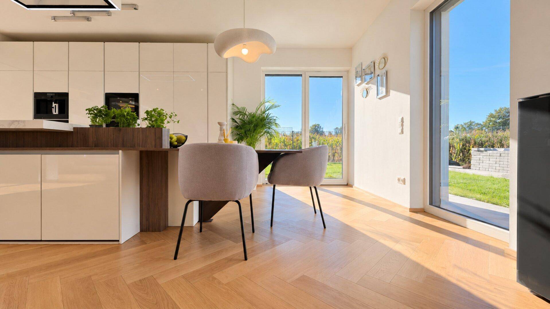 Kompagnon Immobilien GmbH lichterfüllter Wohnraum