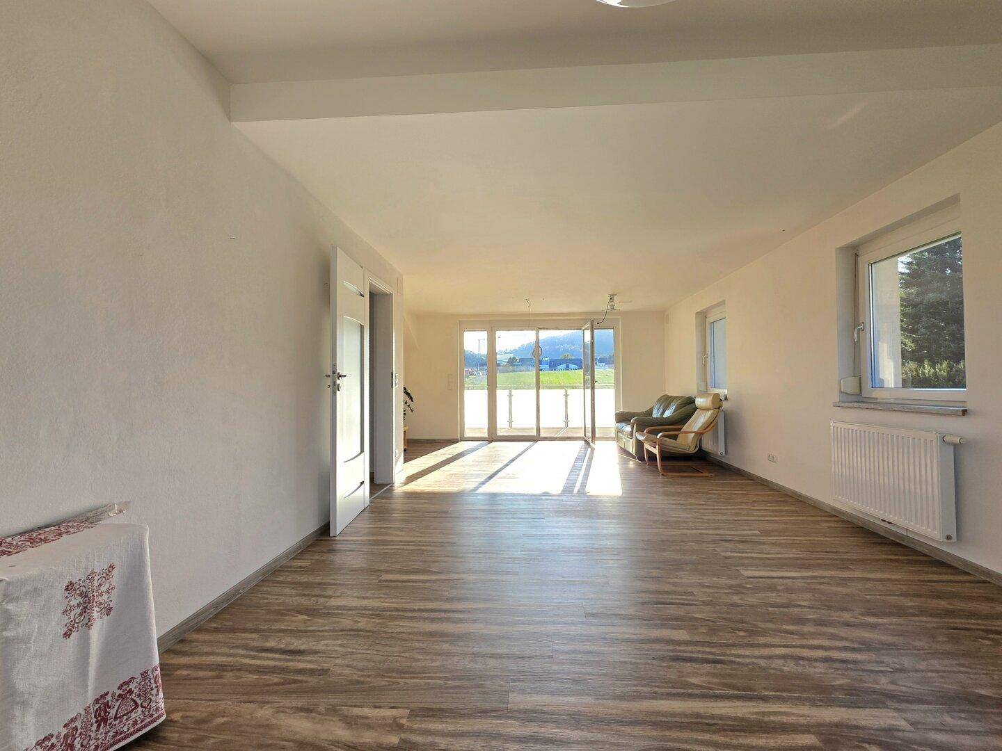Kompagnon Immobilien - Wohnzimmer - OG