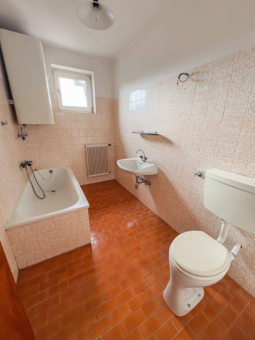 Badezimmer 1.OG