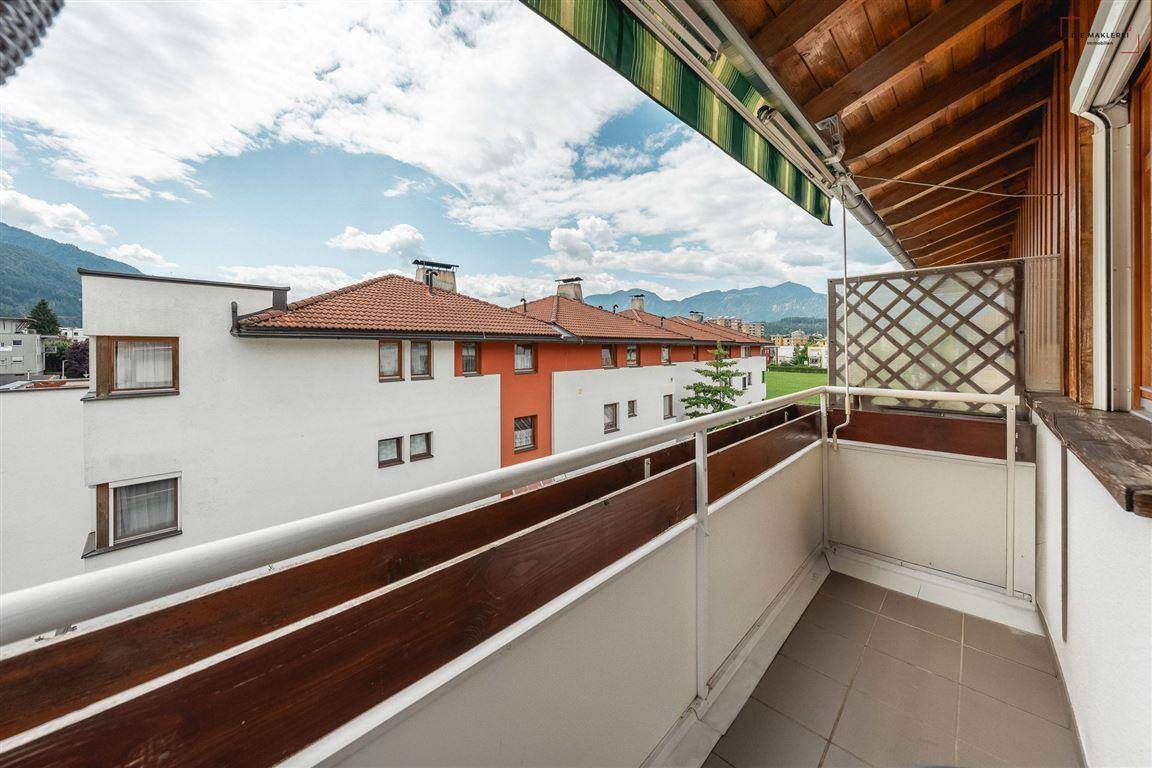 Die_Maklerei_Wörgl_Balkon