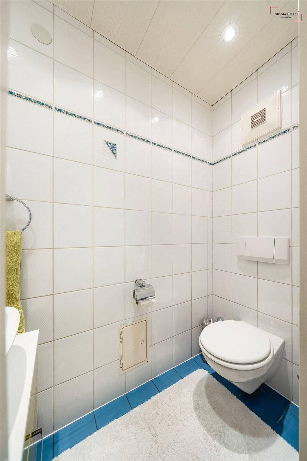 Die_Maklerei_Wörgl_separates WC