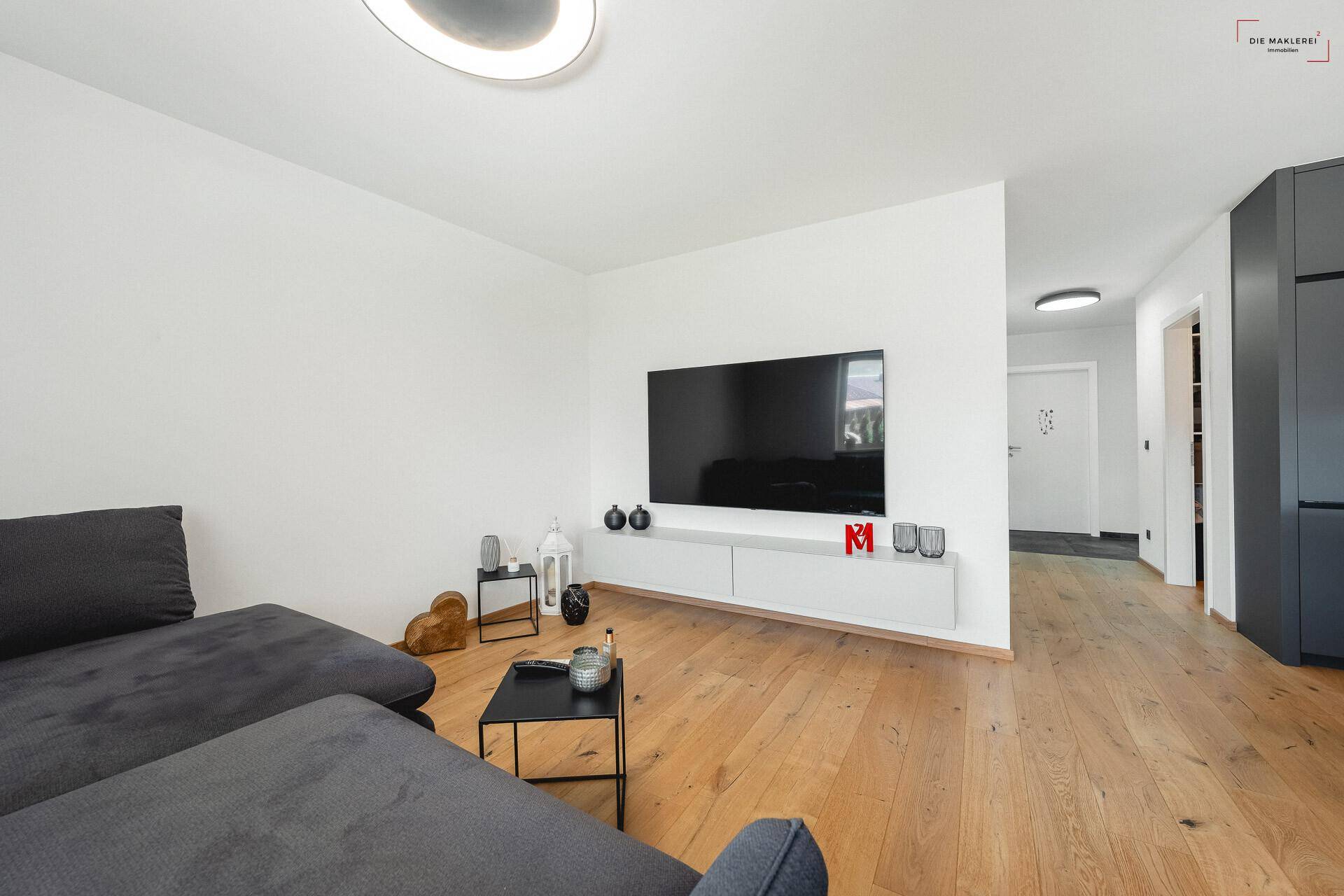 Die_Maklerei_Kirchbichl-Wohnzimmer 1