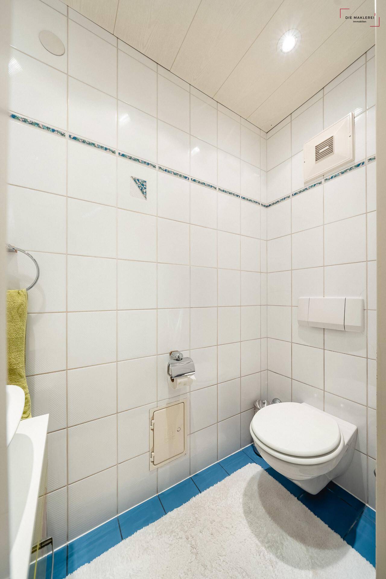 Die_Maklerei_Wörgl_Separates WC