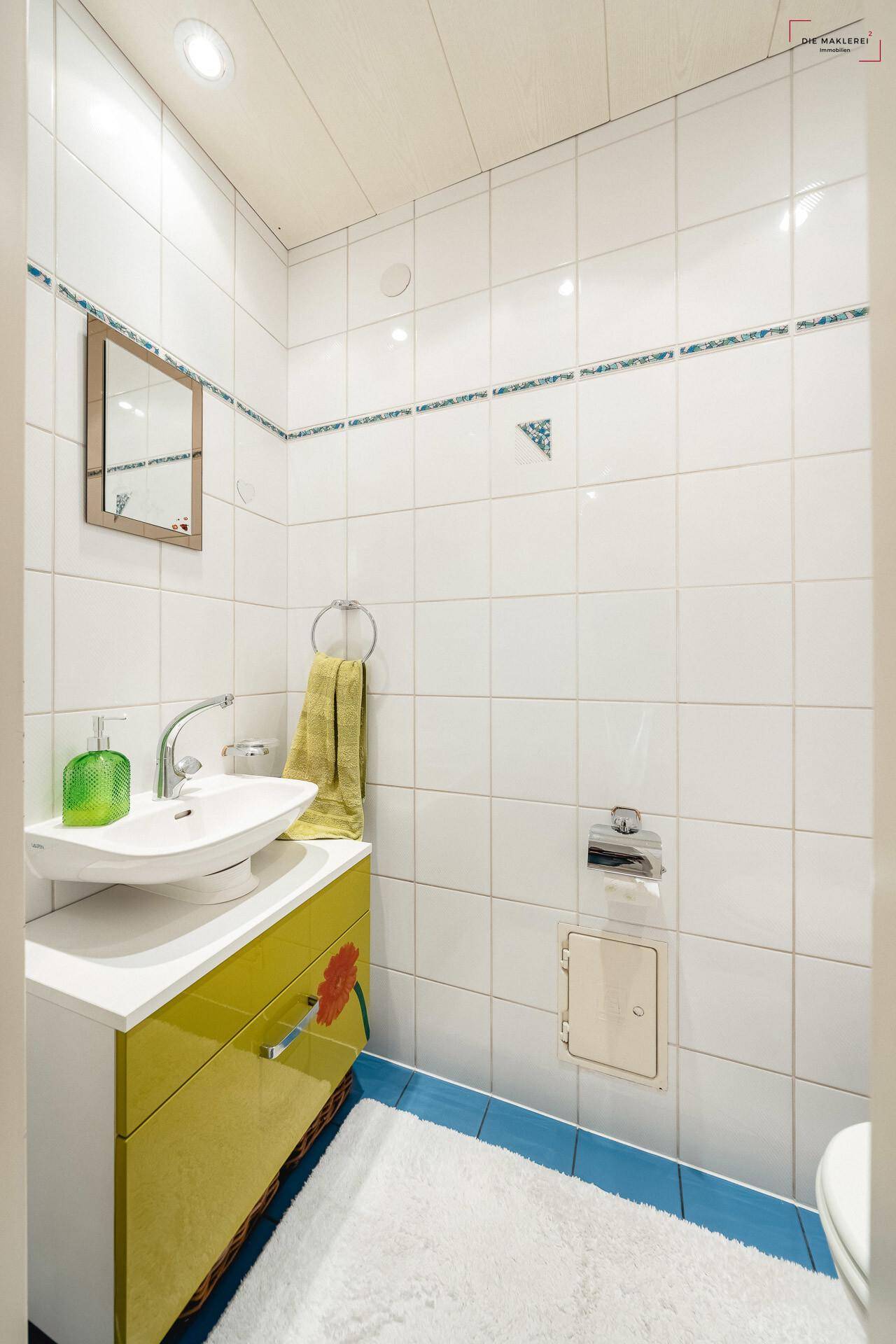Die_Maklerei_Wörgl_Separates WC