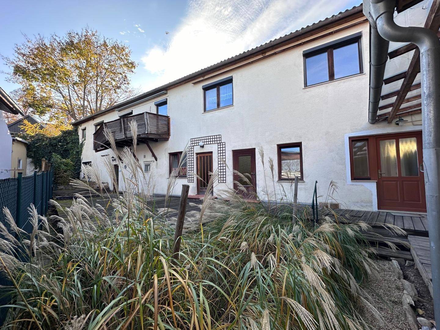 Landidylle-Landhaus zu kaufen mit viel Potenzial, 2 Wohneinheiten in Wien Nähe - Ansicht 2