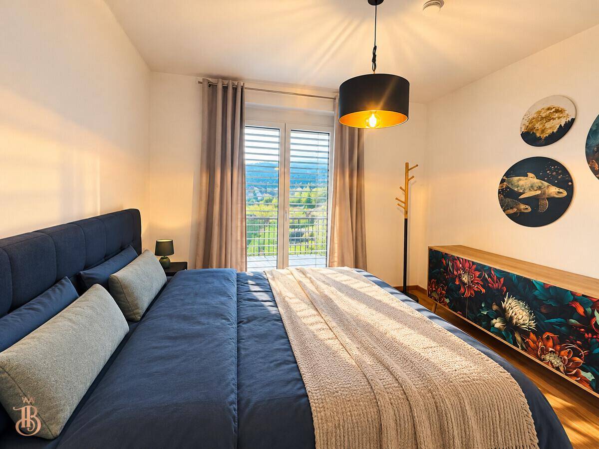 Schlafzimmer 1