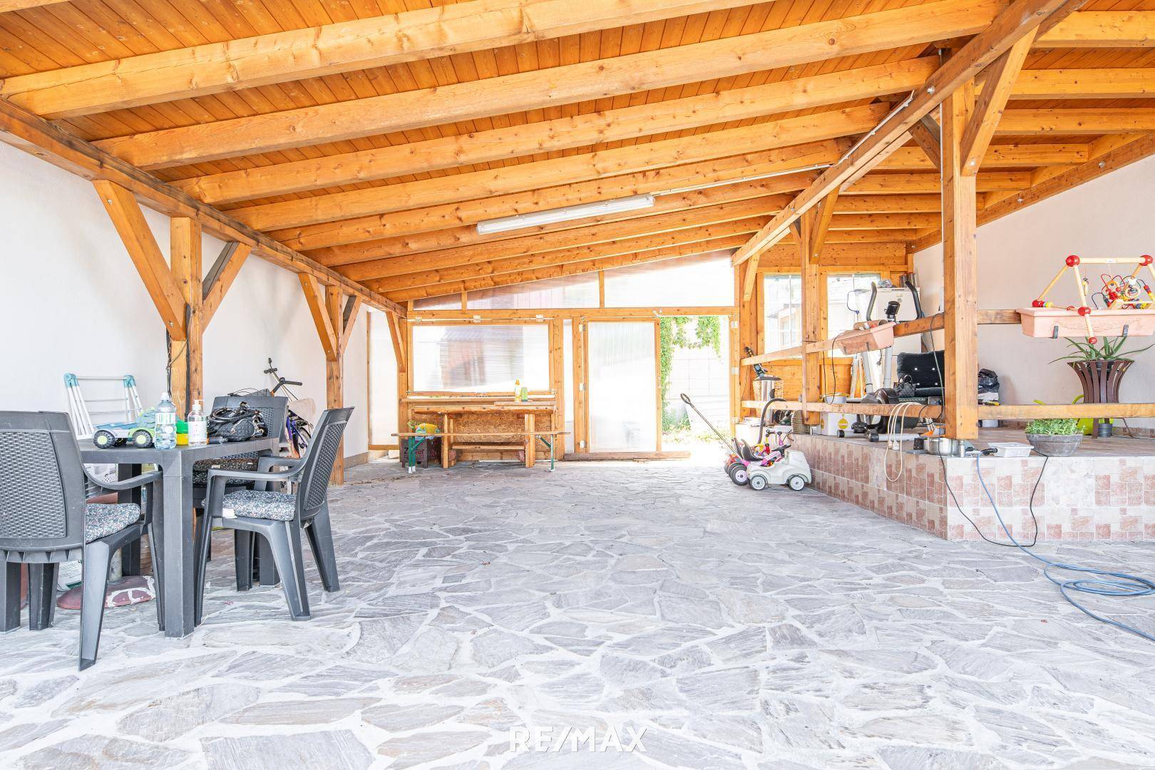 Carport