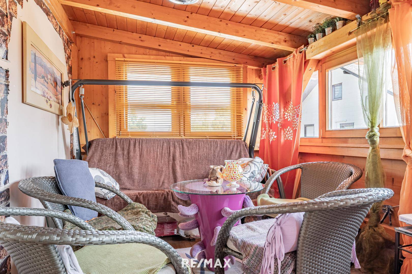 Balkon OG