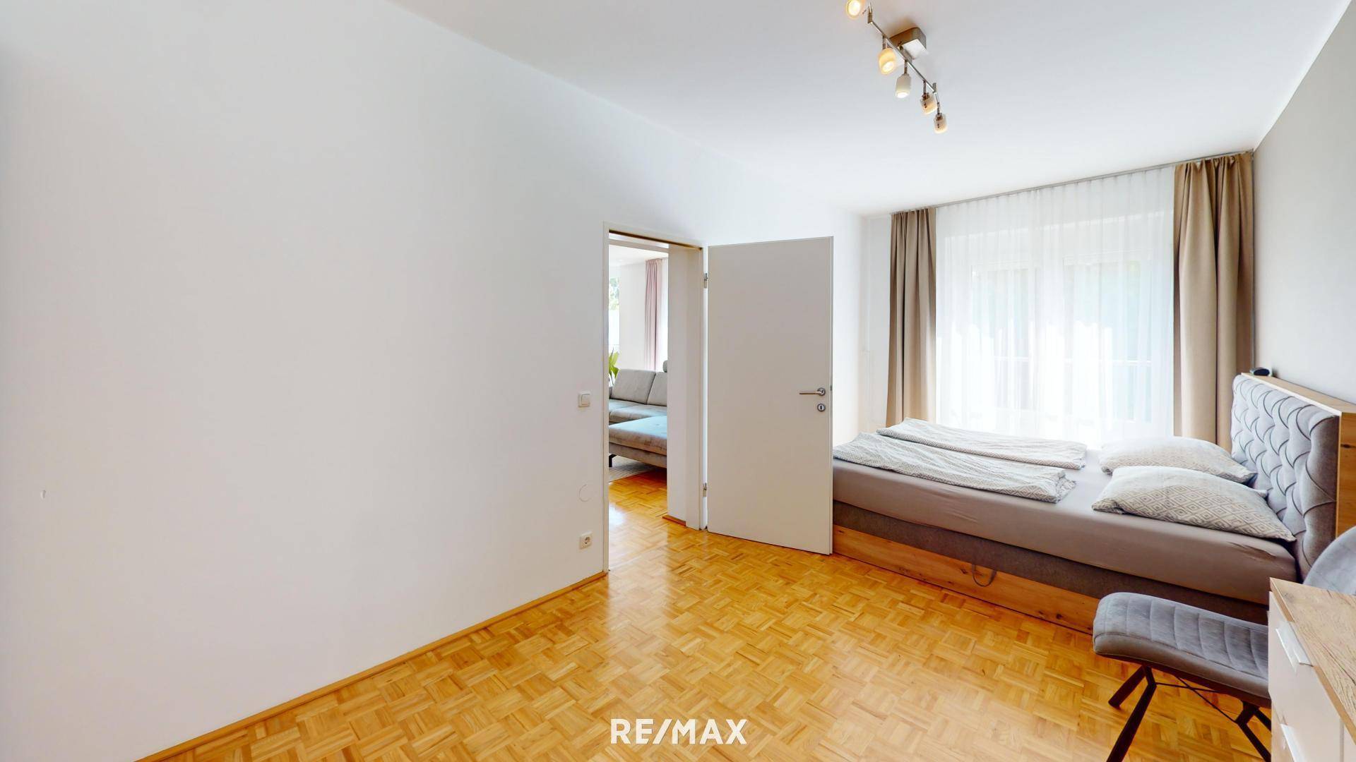 Schlafzimmer anderer Winkel